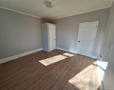 69 Greenkill Avenue - Photo Thumbnail 9