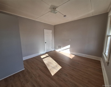 69 Greenkill Avenue - Photo Thumbnail 8