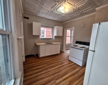 69 Greenkill Avenue - Photo Thumbnail 15