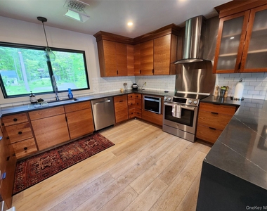 53 Lake Pleasant Drive - Photo Thumbnail 5