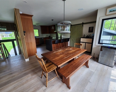 53 Lake Pleasant Drive - Photo Thumbnail 6