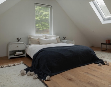 22 Mcguffey Road - Photo Thumbnail 13