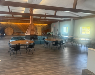 5 Laramie Court - Photo Thumbnail 26