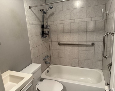 5 Laramie Court - Photo Thumbnail 12