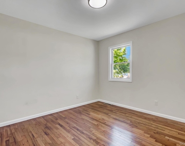 3107 Gull Avenue - Photo Thumbnail 13