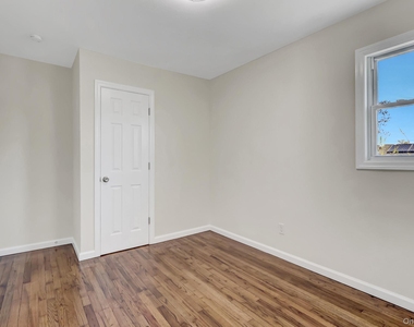 3107 Gull Avenue - Photo Thumbnail 14