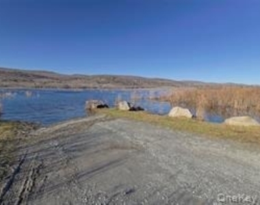 800 South Road - Photo Thumbnail 19