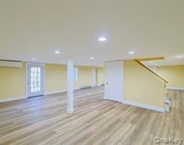 800 South Road - Photo Thumbnail 12