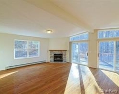 800 South Road - Photo Thumbnail 1