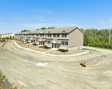 75 Hudson Circle - Photo Thumbnail 22