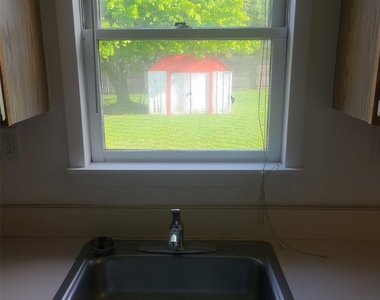 4 E Walnut Street - Photo Thumbnail 5
