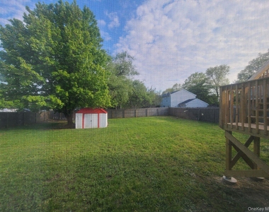 4 E Walnut Street - Photo Thumbnail 10