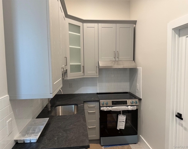 36 Lakeville Road - Photo Thumbnail 2
