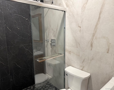 36 Lakeville Road - Photo Thumbnail 9