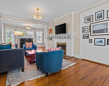 55-57 Chatsworth Avenue - Photo Thumbnail 5