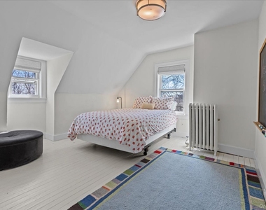 55-57 Chatsworth Avenue - Photo Thumbnail 15