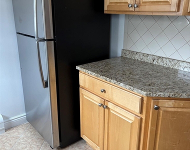 76b Westchester Avenue - Photo Thumbnail 3