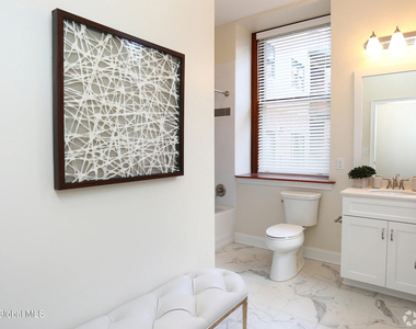 233 Lake Avenue - Photo Thumbnail 1