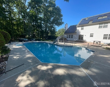 845 Woodbury Drive - Photo Thumbnail 29