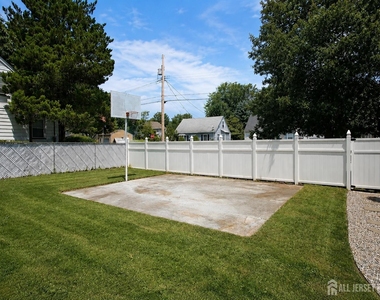 23 Harrison Avenue - Photo Thumbnail 32
