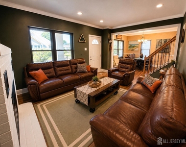 23 Harrison Avenue - Photo Thumbnail 4
