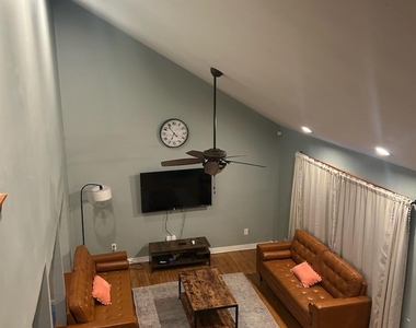26 Lincroft Avenue - Photo Thumbnail 3