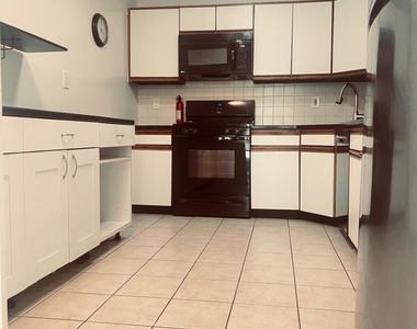 15 Goodwin Drive - Photo Thumbnail 10