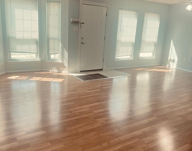 15 Goodwin Drive - Photo Thumbnail 2