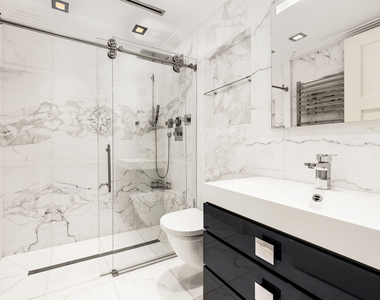 985 Park Avenue - Photo Thumbnail 12