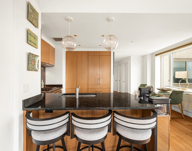 1280 5th Avenue - Photo Thumbnail 2