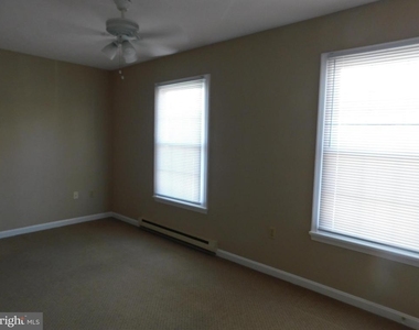 2926 Packer Street - Photo Thumbnail 14