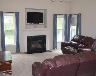 25 Tracey Lane - Photo Thumbnail 9