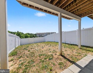 1428 Hudgins Farm Circle - Photo Thumbnail 22
