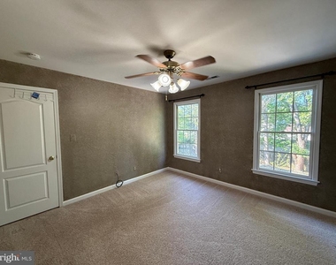 10500 Westfield Lane - Photo Thumbnail 40