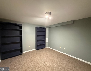 10500 Westfield Lane - Photo Thumbnail 19