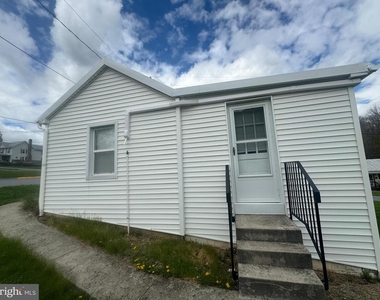 430 W High Street - Photo Thumbnail 25