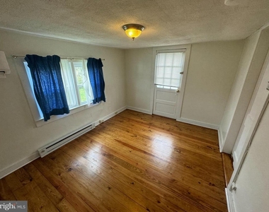 430 W High Street - Photo Thumbnail 6