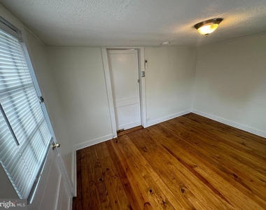 430 W High Street - Photo Thumbnail 1