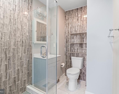 2053 Mayflower Drive - Photo Thumbnail 22