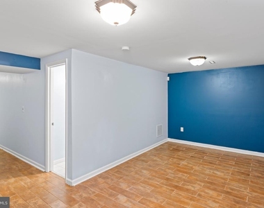 2053 Mayflower Drive - Photo Thumbnail 37