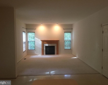 5641 Eppes Island Place - Photo Thumbnail 3