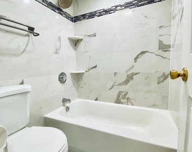 8380 Greensboro Drive - Photo Thumbnail 5