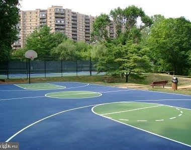 8380 Greensboro Drive - Photo Thumbnail 11