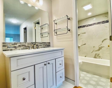 8380 Greensboro Drive - Photo Thumbnail 4