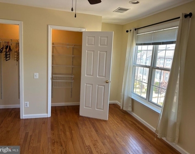 6391 Hawk View Lane - Photo Thumbnail 4