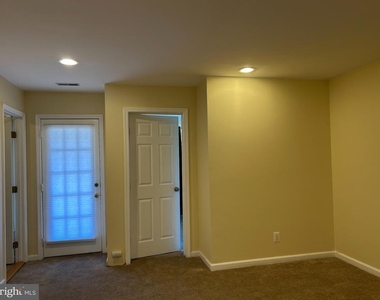 6391 Hawk View Lane - Photo Thumbnail 12