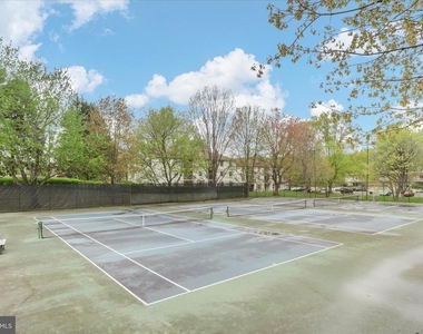 8114 Colony Point Road - Photo Thumbnail 23