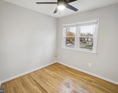 1710 Palm Springs Drive - Photo Thumbnail 15