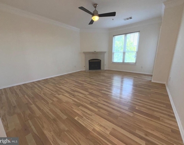 1521 Spring Gate Drive - Photo Thumbnail 3