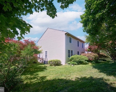 8508 Silverdale Road - Photo Thumbnail 50